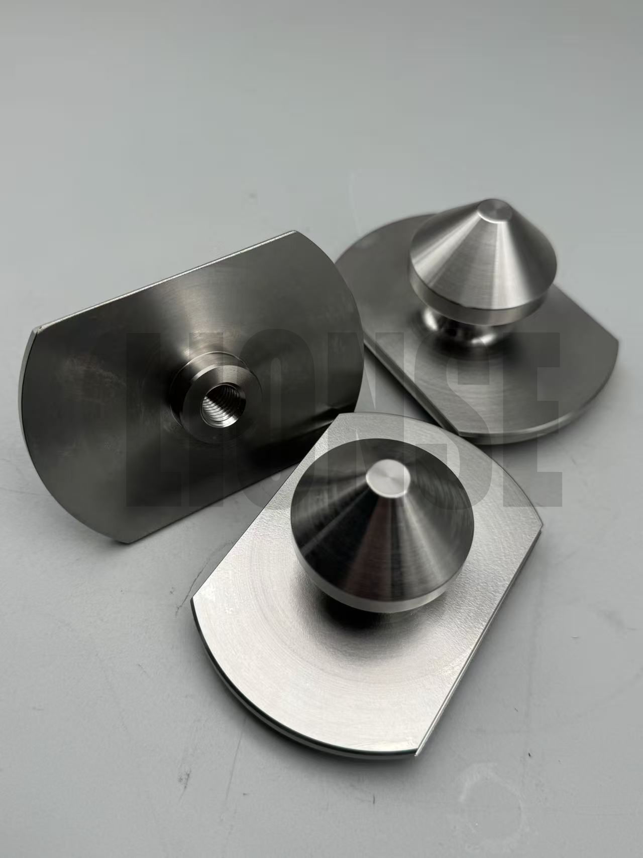 Páirteanna cruinneas a lorg? An fiú an biorán barrchaolaithe seo a thriail?