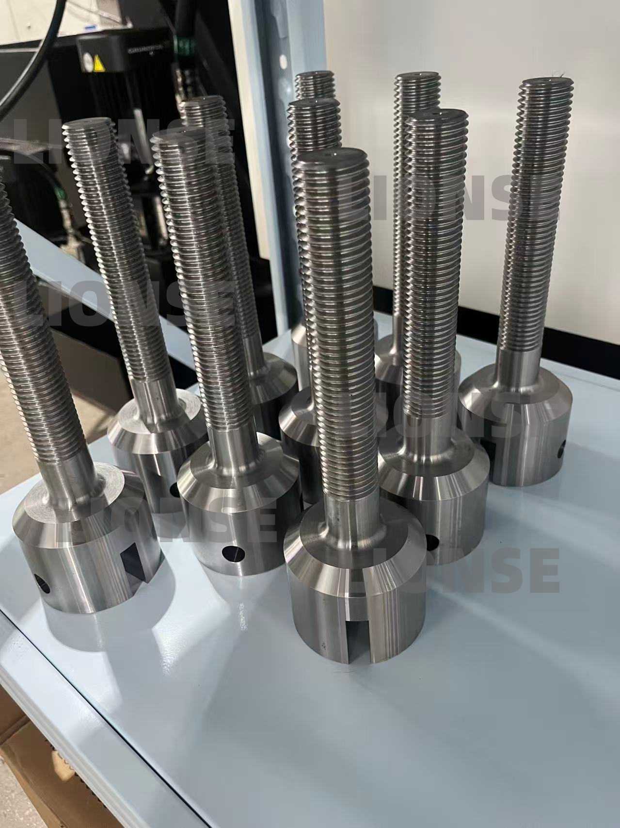 Boltaí Teannaithe Slabhra Saincheaptha CNC Machined